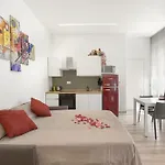 Petra\'S Lovely House
